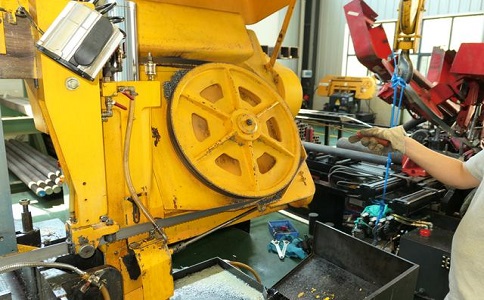 如何解决红原卧式金属带锯床切削时出现的断带现象? 如何解决红原卧式金属带锯床切削时出现的断带现象?